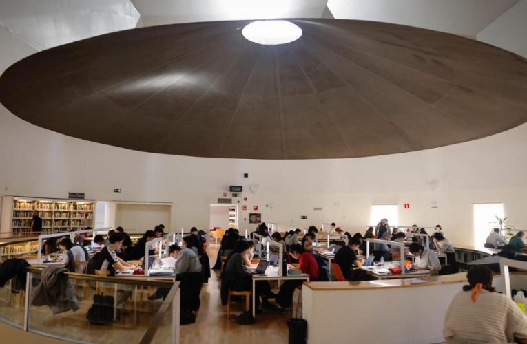 La Comunidad de Madrid, líder en índices de lectura con más de seis puntos por encima de la media nacional