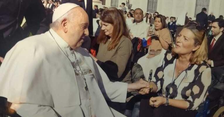 Archidiocesis de Madrid – Carmen Rodríguez, enferma de Parkinson: «La clave para no derrumbarme ha sido la fe y ofrezco mi dolor por los misioneros»