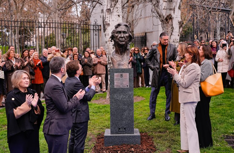 Madrid homenajea el “testimonio incansable de coraje” de Ana María Vidal-Abarca, una de las fundadoras de la AVT