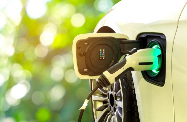 La Comunidad de Madrid aprueba 5 millones en ayudas para achatarramiento de vehículos sin distintivo ambiental y la compra de eléctricos