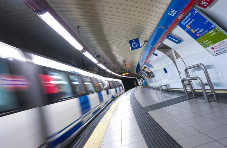 La Comunidad de Madrid renueva el nuevo convenio colectivo de Metro que mejora el servicio y fomenta la conciliación laboral