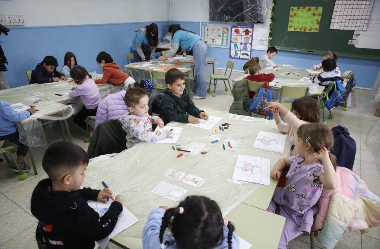 Más de 1.700 niños asisten a campamentos municipales esta Semana Santa mientras sus familias concilian