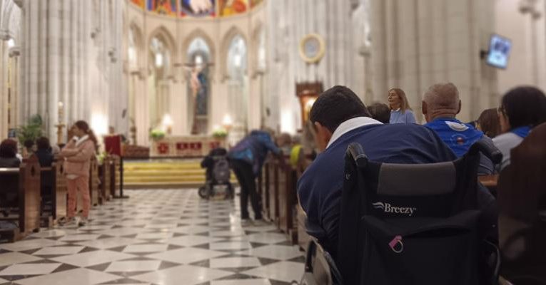 Archidiocesis de Madrid – El obispo auxiliar Vicente Martín, en la Misa jubilar de las personas con discapacidad: «Os necesitamos para ser testigos del Resucitado»