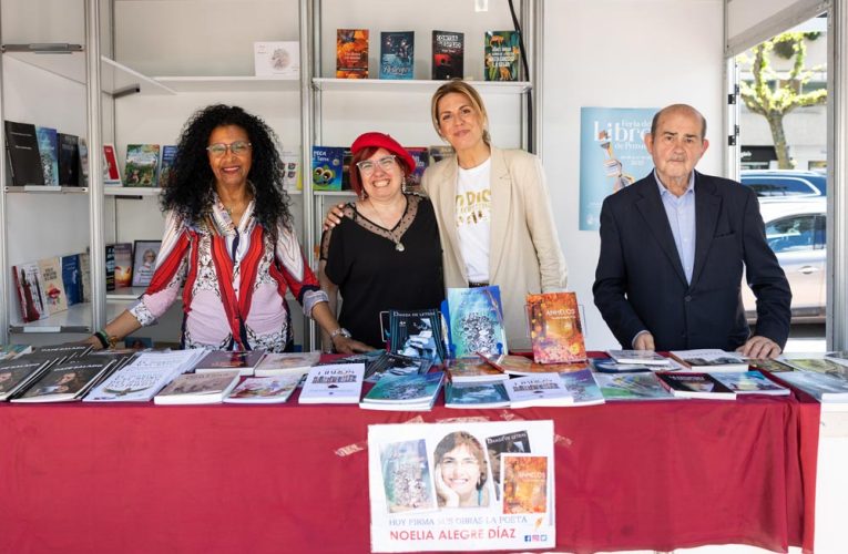 Arranca la Feria del Libro de Pozuelo de Alarcón que se celebrará hasta el domingo en la Avenida de Europa