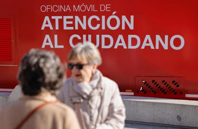 Las Oficinas Móviles de Atención al Ciudadano de la Comunidad de Madrid han atendido a casi 18.000 madrileños desde su puesta en marcha en 2023