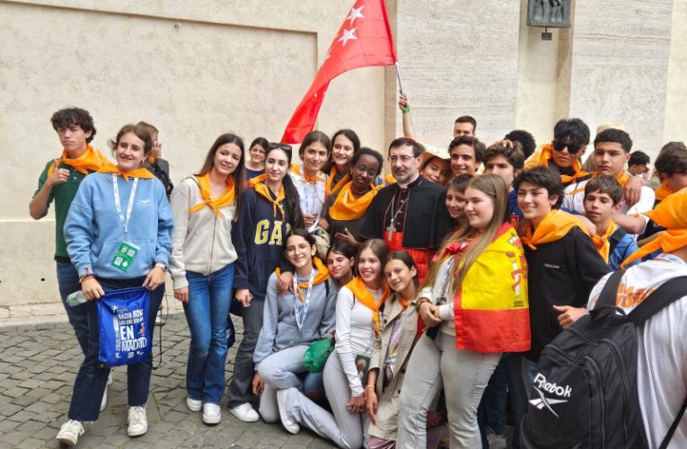Archidiocesis de Madrid – Los adolescentes madrileños «ganan» el jubileo en Roma: «Hemos vivido la experiencia de ser Iglesia y agradecido la vida del Papa Francisco»