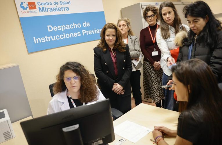 La Comunidad de Madrid aumentó casi un 40% los testamentos vitales tramitados en Atención Primaria, hasta superar los 9.000