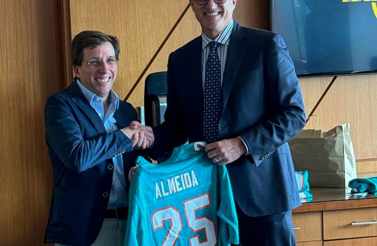 Almeida asegura que atraer competiciones internacionales como la Fórmula 1 o la NFL supone una ventana al mundo para Madrid
