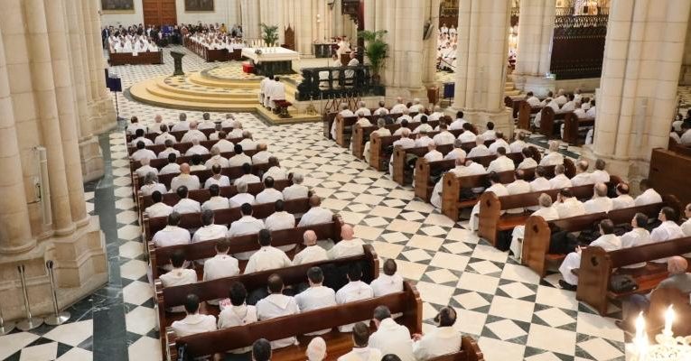 Archidiocesis de Madrid – Misa Crismal: Consagración del crisma y bendición de los santos óleos