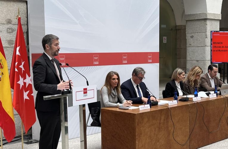 La Comunidad de Madrid detalla a una treintena de alcaldes la transformación de los Juzgados de Paz en Oficinas de Justicia en los Municipios