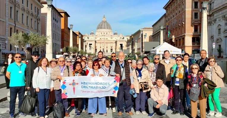 Archidiocesis de Madrid – Los presidentes diocesanos de Hermandades del Trabajo, tras el Jubileo de los Trabajadores: «Solo aterrizar en Roma supuso un vuelco del corazón»