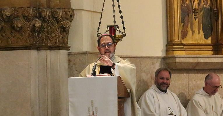 Archidiocesis de Madrid – El obispo auxiliar de Madrid Vicente Martín, en la Asamblea General de la CONFER: «Estamos llamados a anunciar la esperanza y sembrarla en las fronteras de la vida»