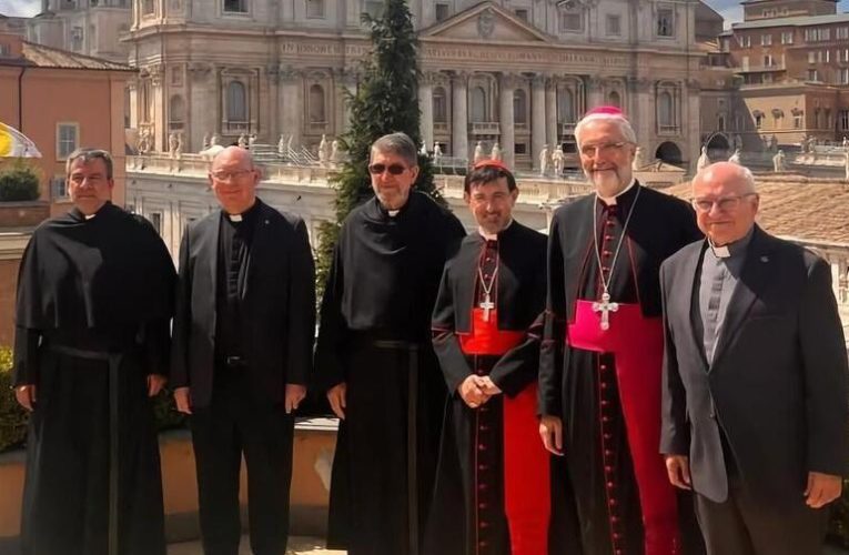 Archidiocesis de Madrid – El Padre Ángel Camino comparte su testimonio tras participar en la misa de inicio de pontificado del Papa León XIV: «Un agustino, un hermano, un compañero y un amigo ha sido elegido Papa de la Iglesia»
