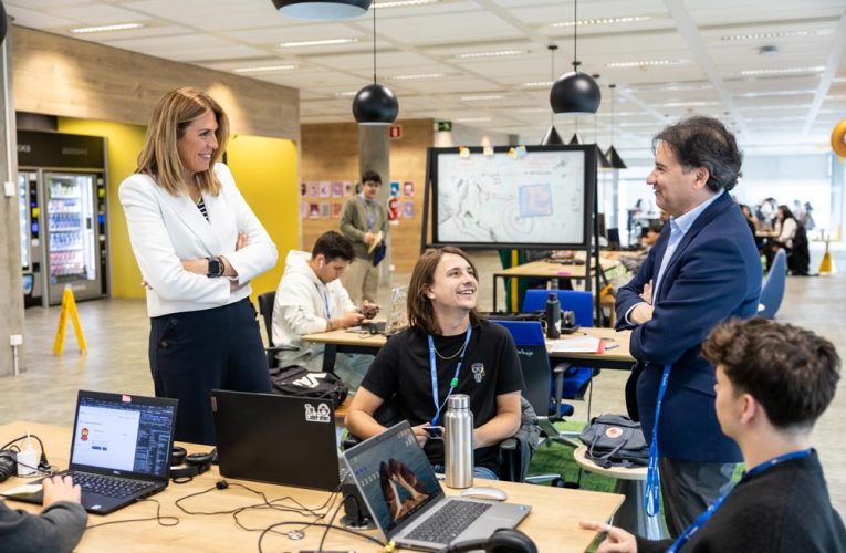 El Ayuntamiento continuará impulsando el empleo y el emprendimiento de la mano de la Fundación Telefónica
