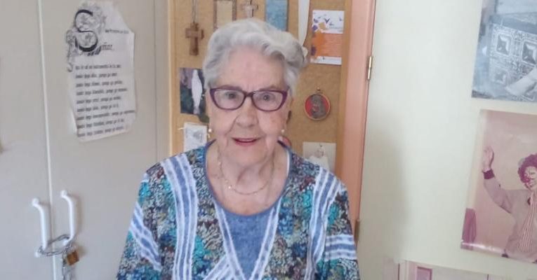 Archidiocesis de Madrid – Ángela María, de 95 años, y su ilusión por ir a la catedral al Jubileo de los Niños, Familias y Mayores: «Para mí es una alegría muy grande»