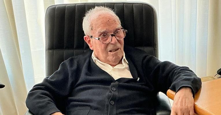 Archidiocesis de Madrid – Vicente Vázquez, sacerdote de la diócesis de Madrid que acaba de cumplir 100 años: «Dios nos ha elegido, pero de verdad»