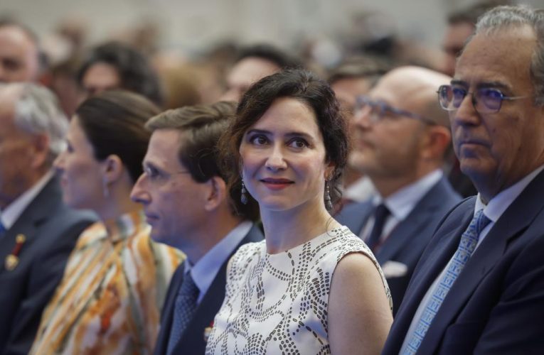 Díaz Ayuso, en el acto de entrega de las Distinciones Honoríficas de la Ciudad de Madrid con motivo de la festividad de San Isidro