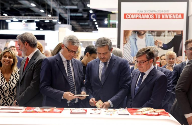 La Comunidad de Madrid presenta en el Salón Inmobiliario SIMA las políticas que han posicionado a la región como referente en vivienda protegida
