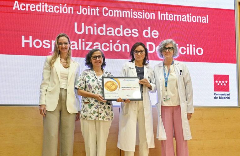 La sanidad pública madrileña, primera en Europa que logra la acreditación de referencia por su atención domiciliaria