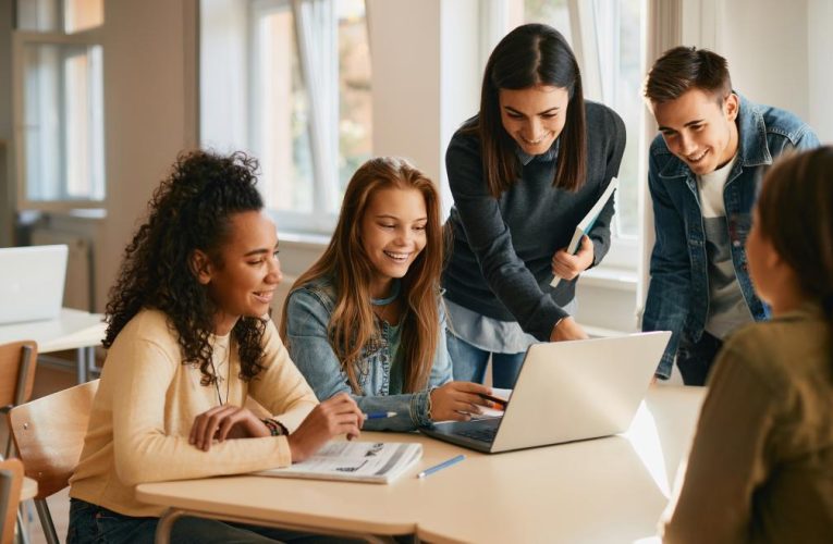 La Comunidad de Madrid ofrece a los jóvenes un curso gratuito sobre salud mental y prevención de adicciones a través del ocio y tiempo libre