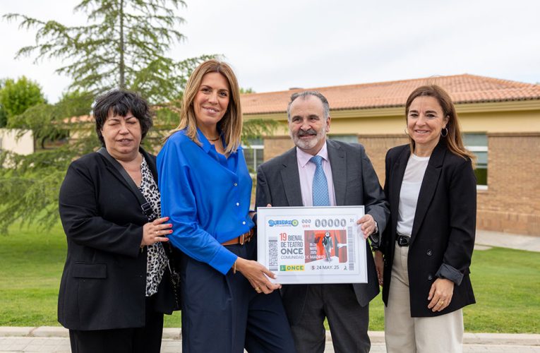 La alcaldesa de Pozuelo visita las instalaciones de la Fundación ONCE del perro Guía para conocer su actividad