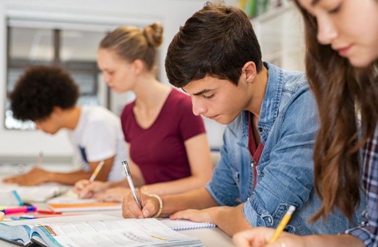 La Comunidad de Madrid creará más de 5.200 plazas educativas con la construcción de 5 nuevos colegios e institutos en Madrid y Colmenar Viejo