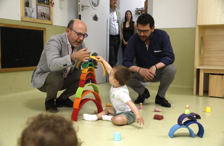 El Ayuntamiento concederá ayudas directas a menores nacidos o adoptados desde el 1 de junio