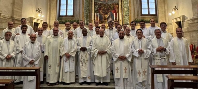 Archidiocesis de Madrid – Más de 40 sacerdotes de la diócesis de Madrid participan en el Jubileo en Roma «Nos sentimos como auténticos peregrinos de esperanza»