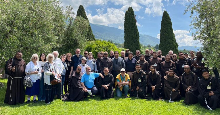 Archidiocesis de Madrid – El responsable de Ecología Integral de la diócesis de Madrid presenta en Roma la experiencia de la comisión: «Fue muy bien recibida»