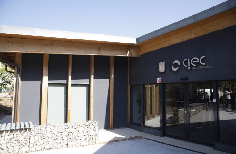 El Ayuntamiento recibe el premio Fab City 2025 en la categoría de Innovación tecnológica y circular sostenible por el CIEC Madrid
