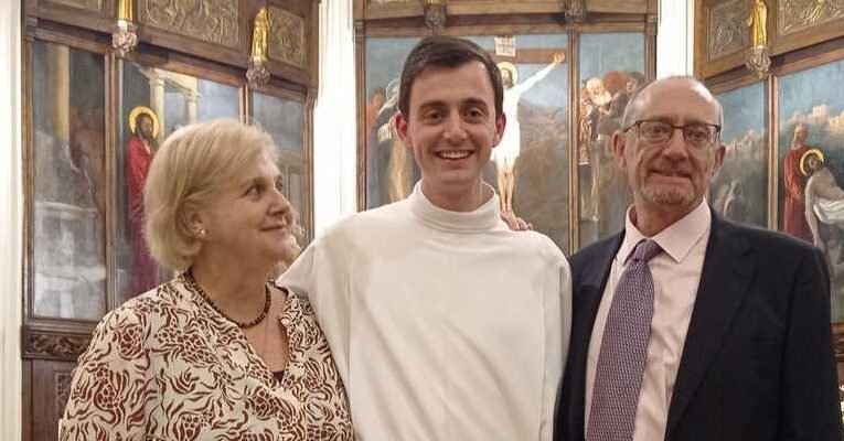 Archidiocesis de Madrid – Guillermo Ara, futuro diácono de Madrid: «En estos días previos a la ordenación lo único que quiero es ponerme en las manos de Dios y entregarle por entero mi sí»