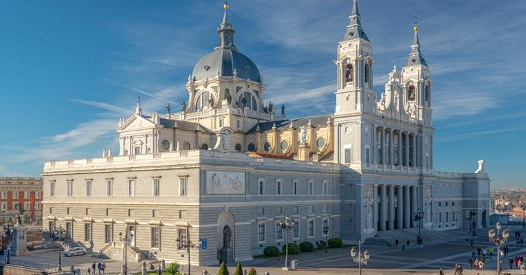 Archidiocesis de Madrid – Mercedes Ruiz, de la Institución Teresiana, ante el Jubileo de los Movimientos: «Deseamos ser fermento de esperanza en este mundo tan necesitado de ella»