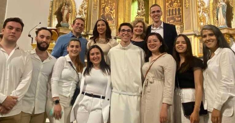 Archidiocesis de Madrid – El seminarista José María Ausín, a cuatro días su ordenación: «Pido a la Iglesia de Madrid que rece por nosotros para que seamos primero diáconos y luego sacerdotes santos»