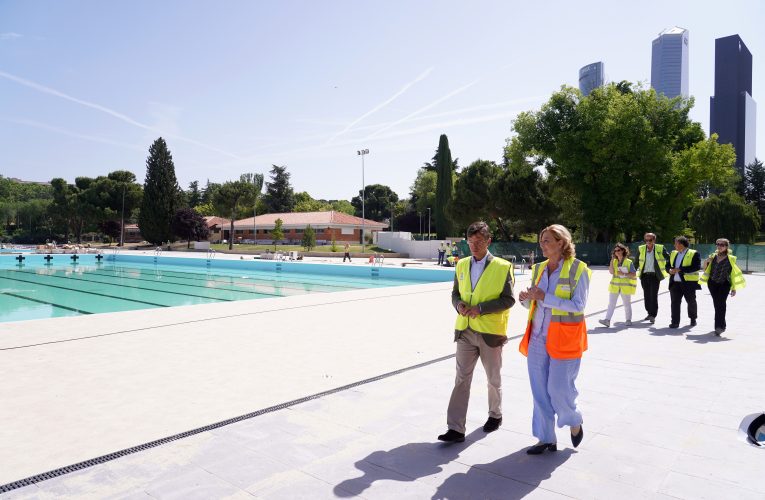 Las obras de reforma integral de las piscinas de verano del CDM Vicente del Bosque afrontan su recta final