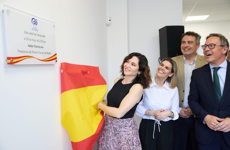 Díaz Ayuso inaugura la nueva sede del Partido Popular de Alcalá de Henares