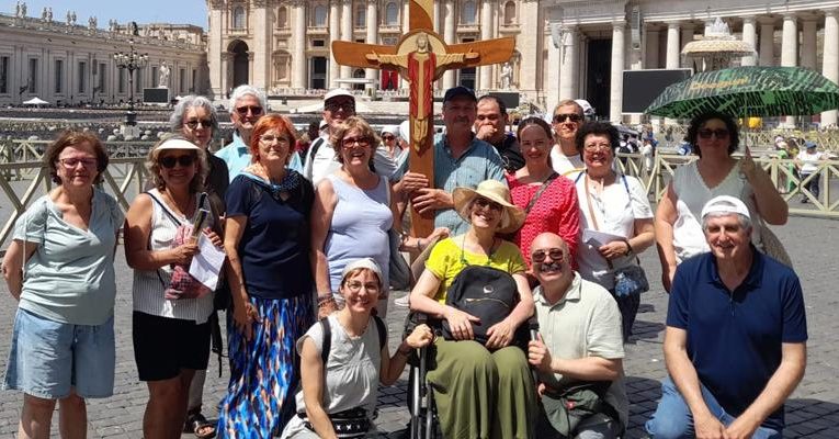 Archidiocesis de Madrid – Nieves, focolar, desde Roma en el Jubileo de los Movimientos: «Verdaderamente el fuego del Espíritu Santo se hizo notar, no solo en la temperatura, también en el corazón»