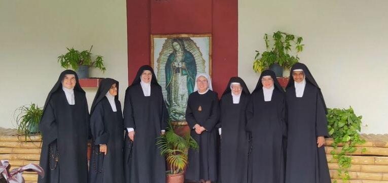 Archidiocesis de Madrid – Madre Teresa López-Orozco, superiora general de las Hermanas Oblatas, ante la festividad de Jesucristo, Sumo y Eterno Sacerdote: «Debemos rogar al Padre por nuestros sacerdotes para que sean santos en la verdad»
