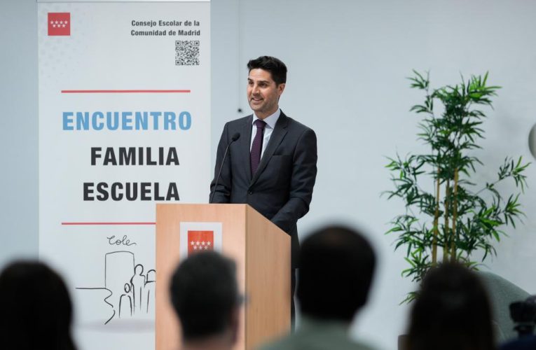 La Comunidad de Madrid aborda los retos de la infancia y la adolescencia en el Encuentro Familia y Escuela 2025 del Consejo Escolar