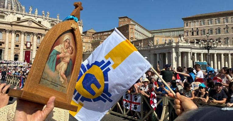 Archidiocesis de Madrid – La Vigilia de Pentecostés del Jubileo de los Movimientos en Roma fue «un momento de mucha efusión, de mucha alegría y esperemos que de mucho fruto»