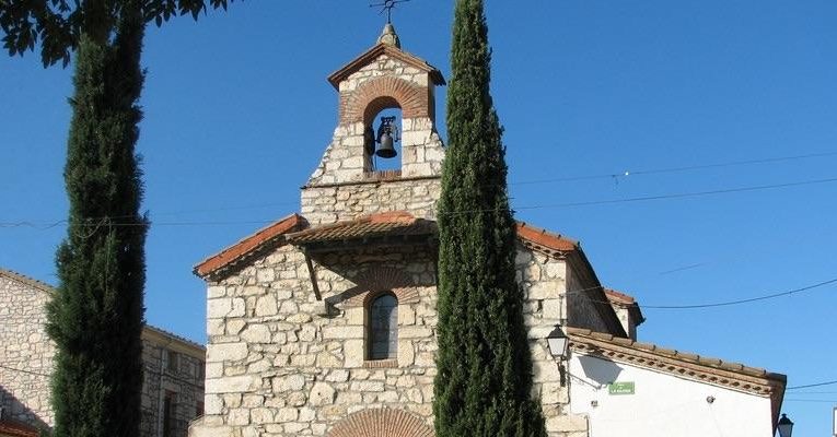 Archidiocesis de Madrid – La parroquia Inmaculada Concepción de El Espartal celebra este domingo 100 años de vida, fe y servicio en la Sierra Norte de Madrid
