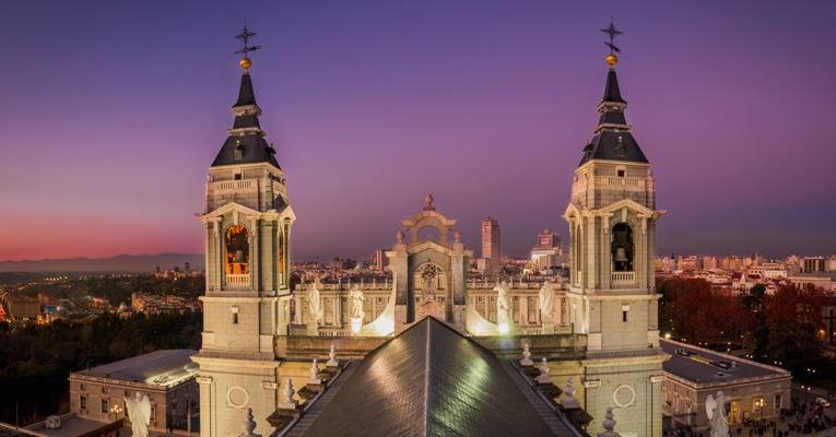 Archidiocesis de Madrid – La Iglesia de Madrid invita a las Hermandades y Cofradías a celebrar el Jubileo en la Almudena: «Es una oportunidad privilegiada para manifestar nuestra comunión eclesial»