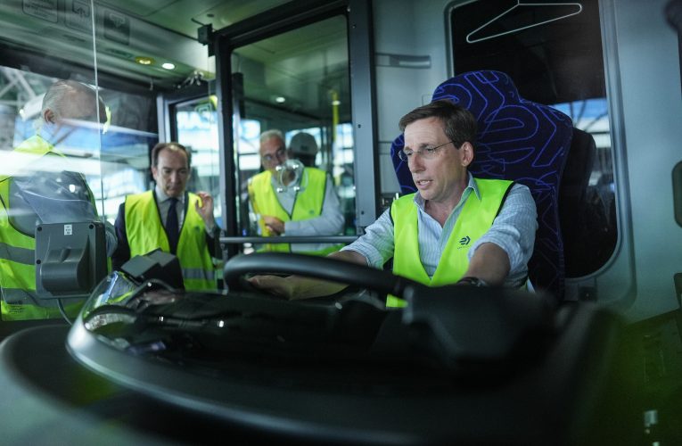 Madrid alcanza una flota de 450 autobuses eléctricos y 45 líneas 100 % electrificadas