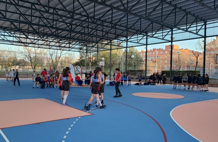 El Consistorio invierte más de 1,4 millones de euros para el fomento del deporte base en las modalidades de baloncesto y balonmano