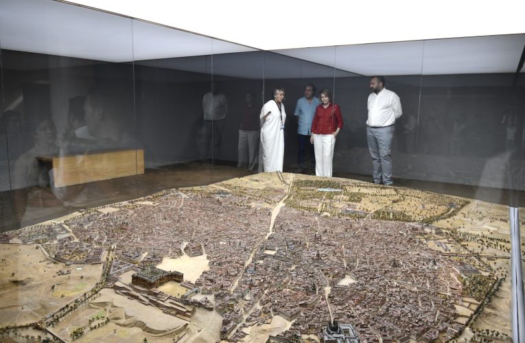 La maqueta histórica de Gil de Palacio volverá a exhibirse este viernes tras su restauración