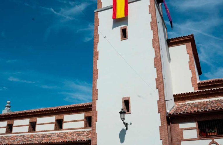 Pozuelo celebra el X Aniversario de su Comparsa de Gigantes y Cabezudos con un espectáculo teatral