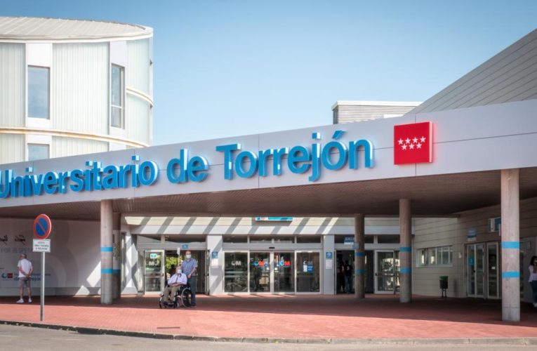 El Hospital público de Torrejón de la Comunidad de Madrid incorpora la terapia asistida con perros en Psiquiatría