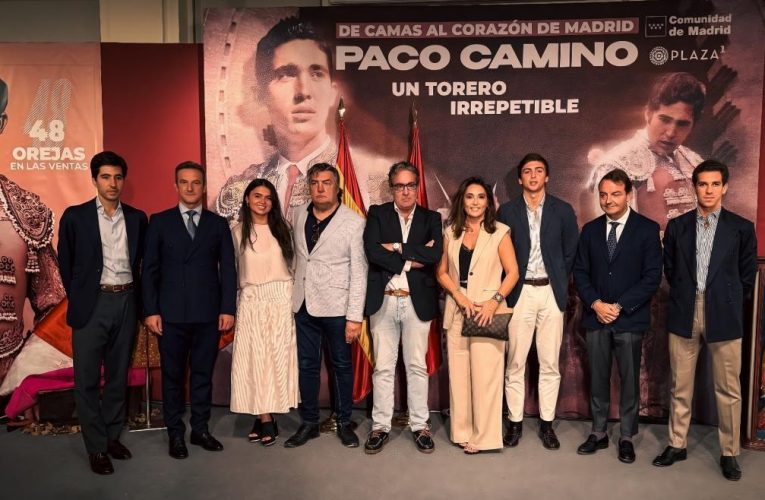La Comunidad de Madrid homenajea al torero Paco Camino con una exposición sobre su trayectoria profesional
