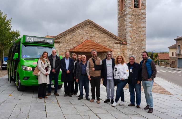 La Comunidad de Madrid duplica el número de usuarios del transporte público en la Sierra del Rincón con su nuevo servicio a demanda los fines de semana