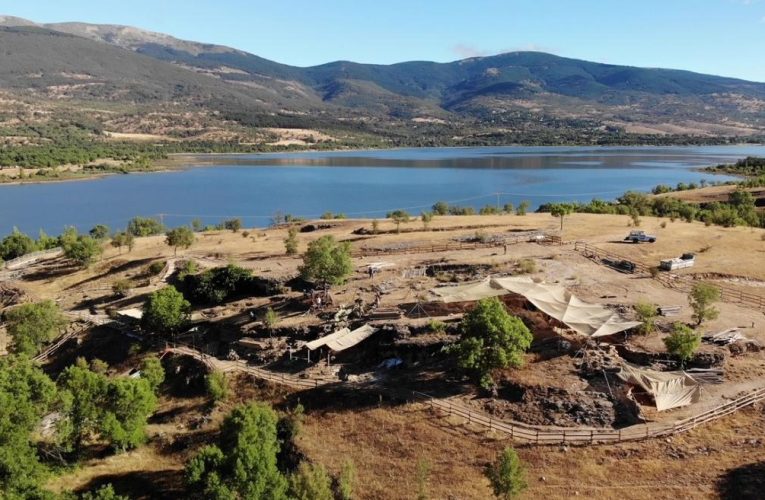 Un equipo de la Comunidad de Madrid descubre que los neandertales de Pinilla del Valle acumulaban cráneos de animales como tradición