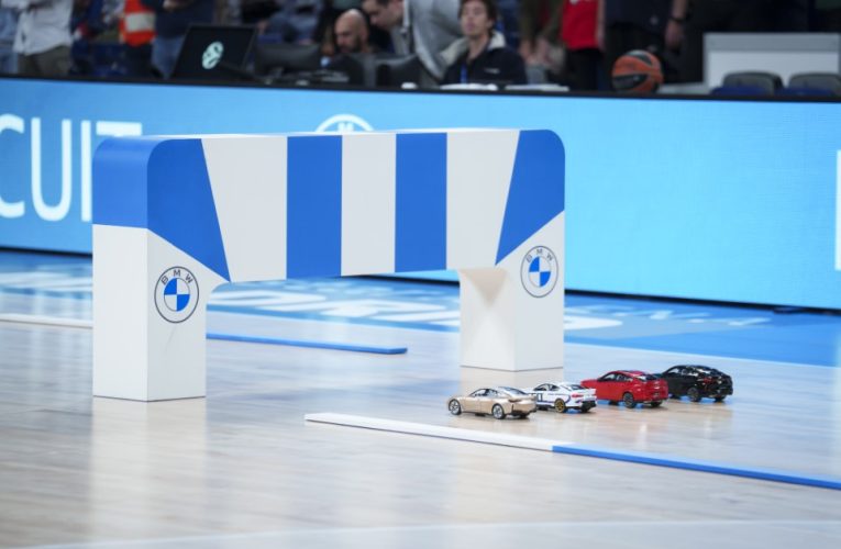 Participa en una carrera BMW muy electrizante en el Movistar Arena